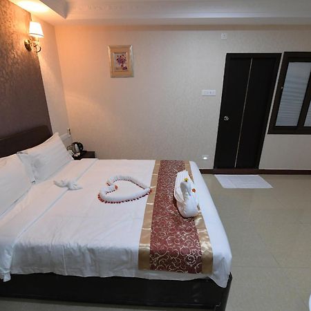 Coastal Grand Hotel Sampath Tiruchirappalli Εξωτερικό φωτογραφία