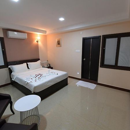 Coastal Grand Hotel Sampath Tiruchirappalli Εξωτερικό φωτογραφία