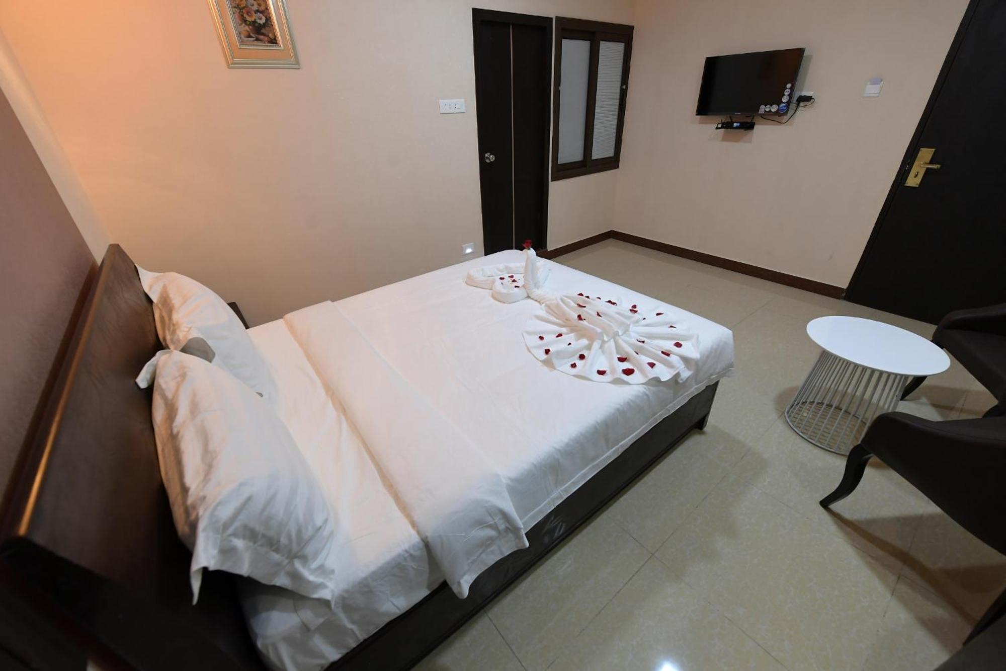 Coastal Grand Hotel Sampath Tiruchirappalli Εξωτερικό φωτογραφία