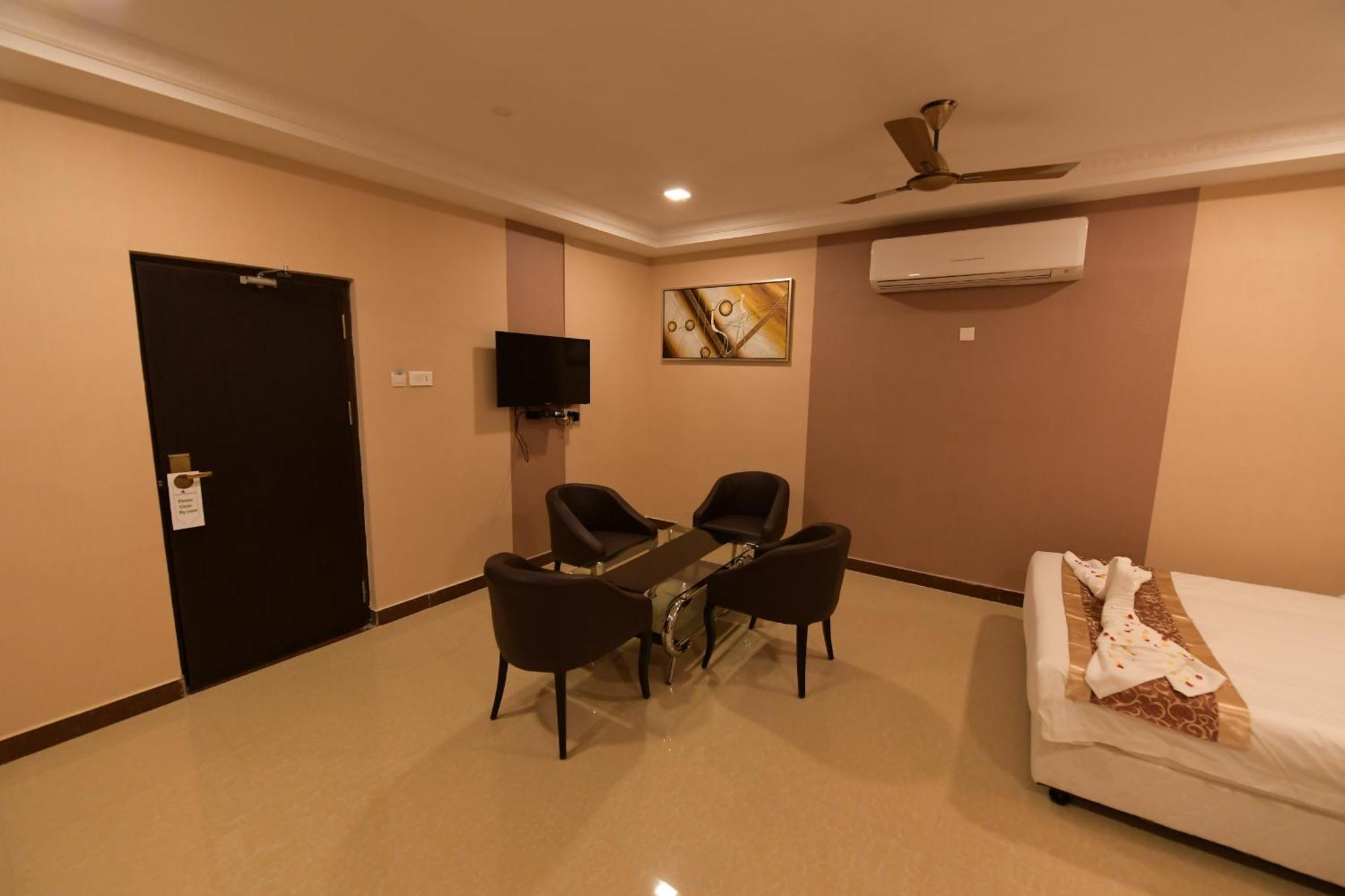 Coastal Grand Hotel Sampath Tiruchirappalli Εξωτερικό φωτογραφία