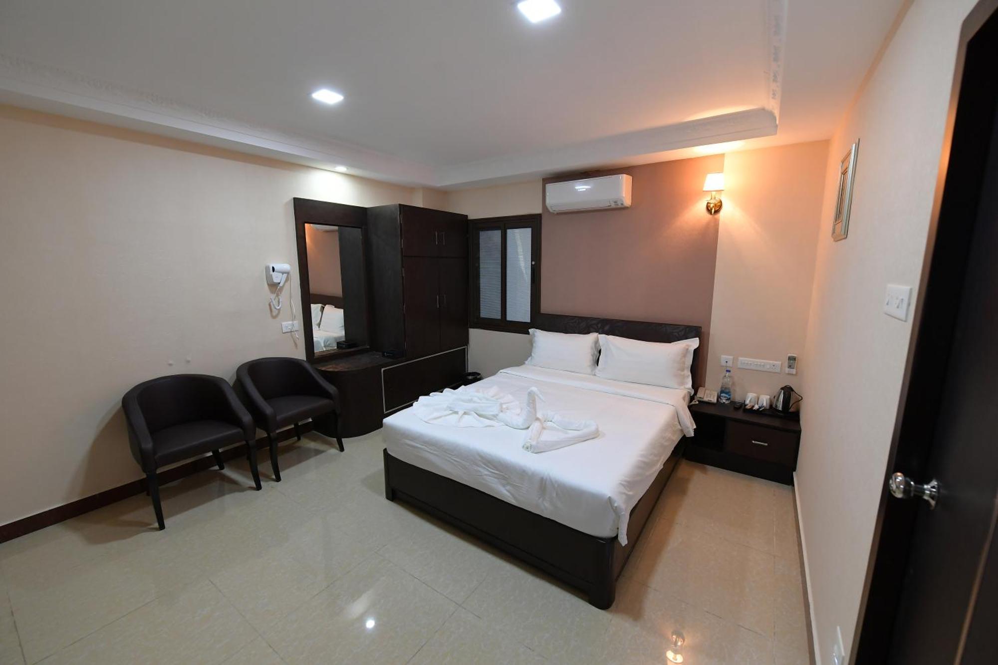 Coastal Grand Hotel Sampath Tiruchirappalli Εξωτερικό φωτογραφία