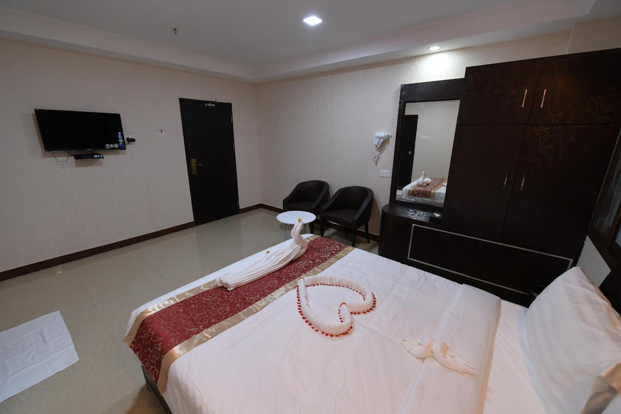 Coastal Grand Hotel Sampath Tiruchirappalli Εξωτερικό φωτογραφία