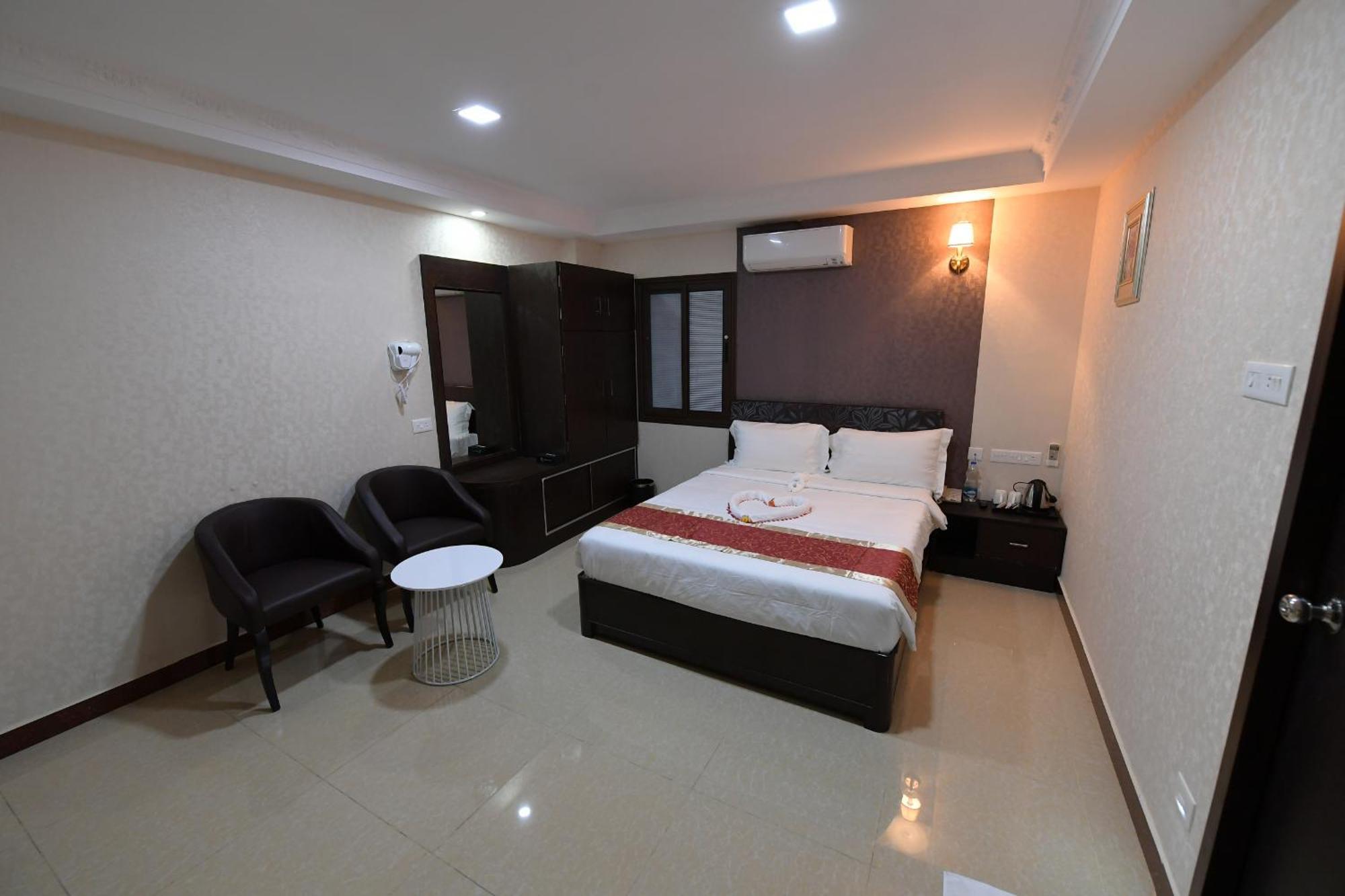 Coastal Grand Hotel Sampath Tiruchirappalli Εξωτερικό φωτογραφία
