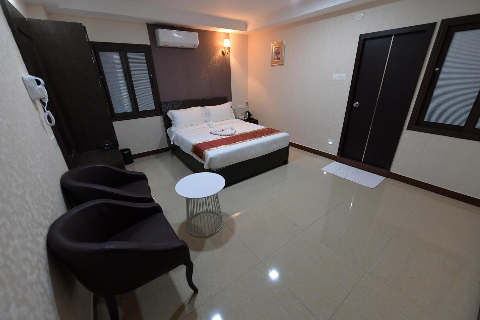 Coastal Grand Hotel Sampath Tiruchirappalli Εξωτερικό φωτογραφία